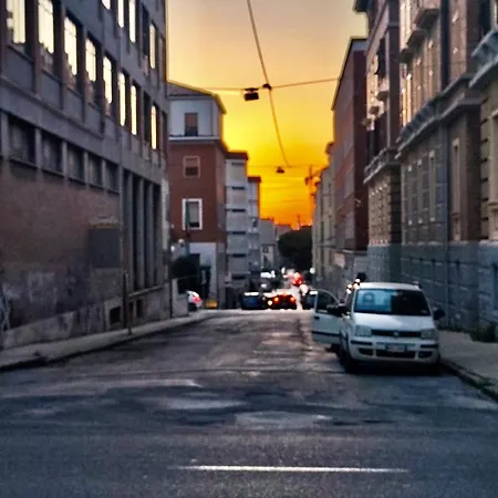 Apartment Centre - 7 Person With Wifi And Ac Near The