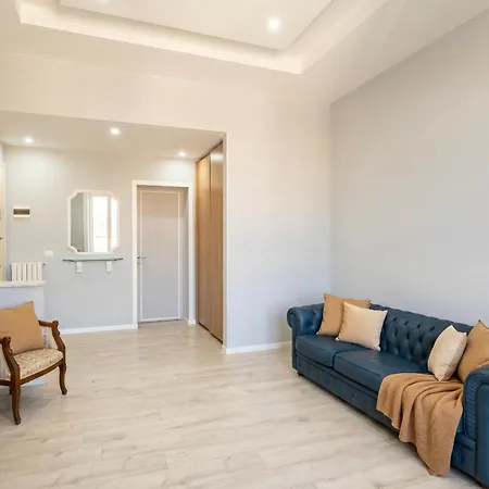 Apartment Centre - 7 Person With Wifi And Ac Near The Ancona