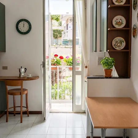 Apartment Centre - 7 Person With Wifi And Ac Near The Ancona